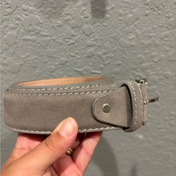 L.E.N suede belt